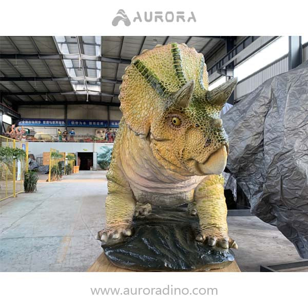 Triceratops Dinosaur Animated  Figure Model