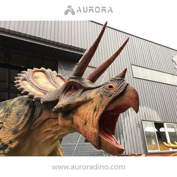 Animatronic Triceratops Dinosaur in US Dino Adventure