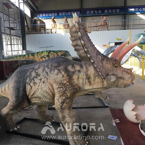 Animatronic  Pentaceratops With Five Horns Dinosaur