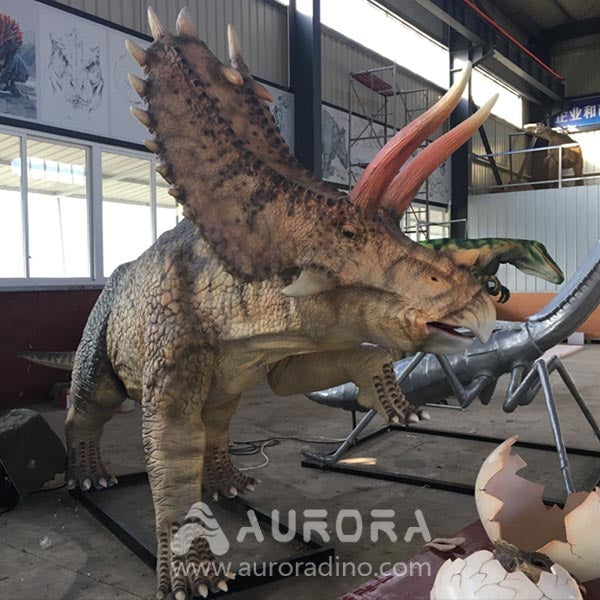 Animatronic  Pentaceratops With Five Horns Dinosaur