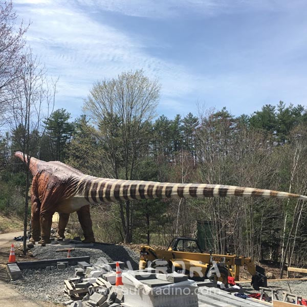 The Largest Titanosaurus Dinosaur Animatronic Model
