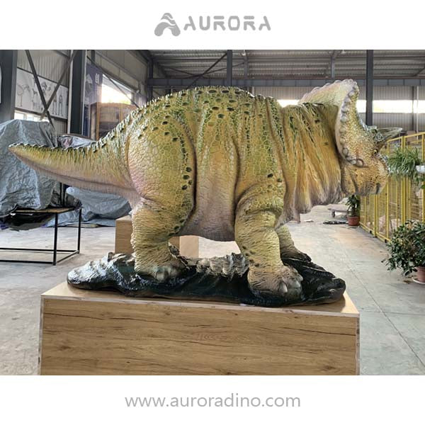 Triceratops Dinosaur Animated  Figure Model 
