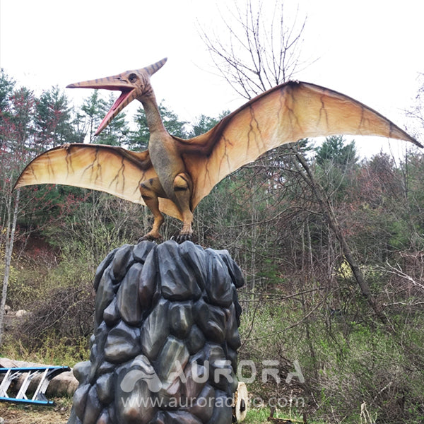 Standing On Stump Animatronic Pteranodon Dinosaur With Big Wings