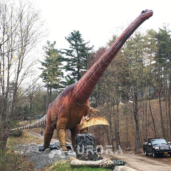 The Largest Titanosaurus Dinosaur Animatronic Model