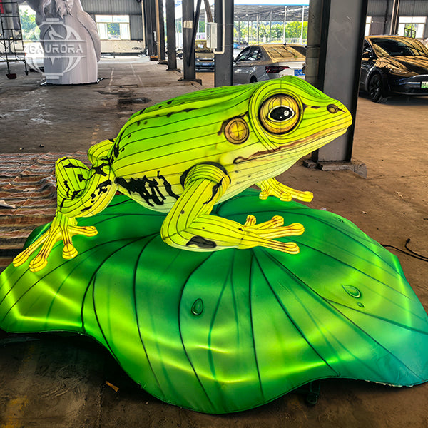 Animal-themed Frog Style Lantern