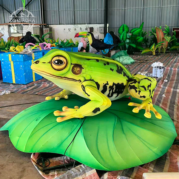 Animal-themed Frog Style Lantern
